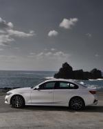 BMW 320d Sport Line 2019 года (WW)